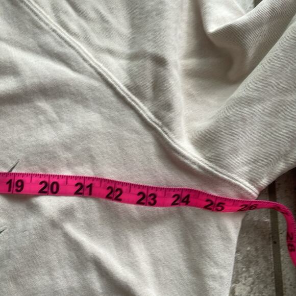 DAYDREAMER Def Leppard On The Prowl Varsity Crew Sweatshirt - Picture 15 of 16